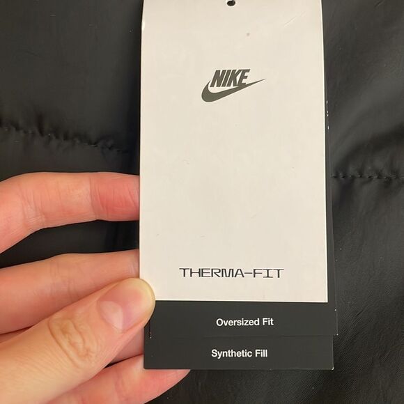NWT Nike Sportswear Classic Puffer Therma-Fit Loose Fit Vest Black Women Size M - Picture 10 of 13